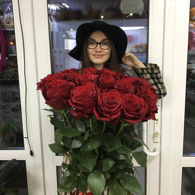 Розы сорт Explorer

(Цена за 1 шт. от 120-200 руб.  в зависимости от длины розы)
